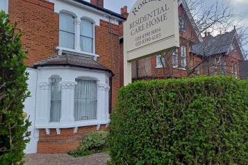 Entrance to Rosclare Residential Home 